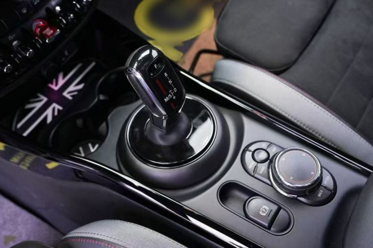 Used MINI JCW CLUBMAN 2020 2.0T JOHN COOPER WORKS ALL-IN Interior 2