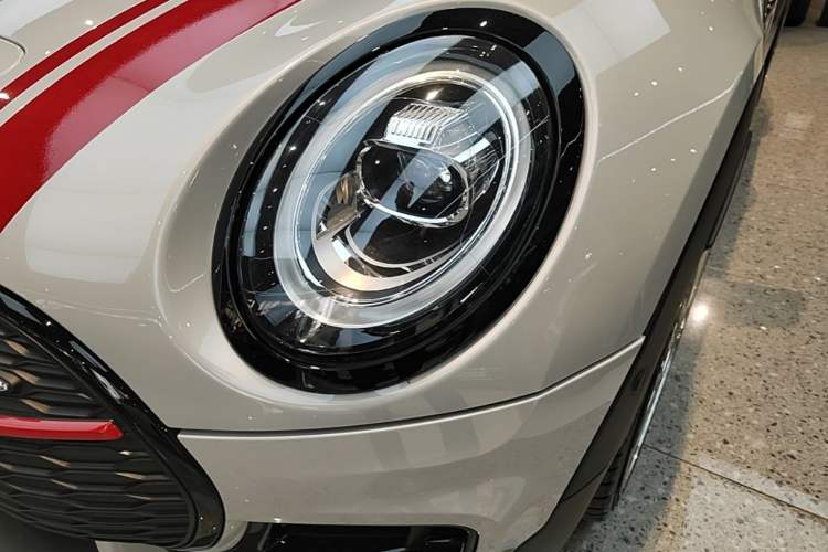 Used MINI JCW CLUBMAN 2020 2.0T JOHN COOPER WORKS ALL-IN Left Front Headlight