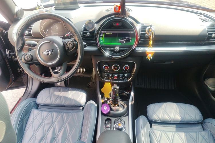Used MINI JCW CLUBMAN 2021 2.0T JOHN COOPER WORKS ALL-IN Center Console