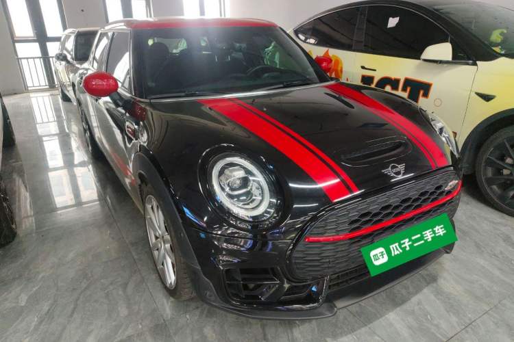 Used MINI JCW CLUBMAN 2021 2.0T JOHN COOPER WORKS ALL-IN Front Right 45 Deg