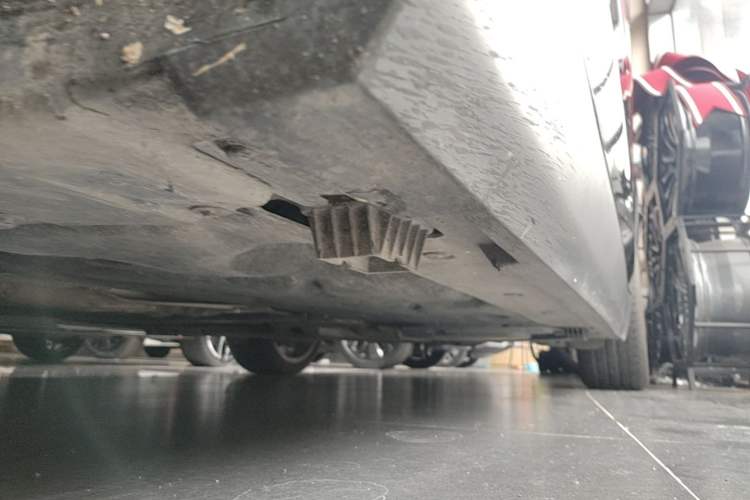 Used MINI JCW CLUBMAN 2021 2.0T JOHN COOPER WORKS ALL-IN Left Side Sill