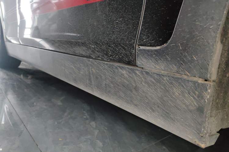 Used MINI JCW CLUBMAN 2021 2.0T JOHN COOPER WORKS ALL-IN Right Side Sill