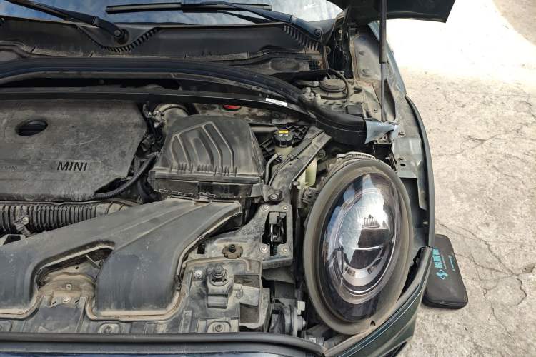 Used MINI JCW CLUBMAN 2021 2.0T JOHN COOPER WORKS ALL-IN Engine Bay Left