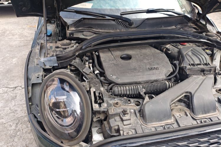 Used MINI JCW CLUBMAN 2021 2.0T JOHN COOPER WORKS ALL-IN Engine Bay Right
