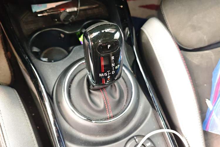 Used MINI JCW CLUBMAN 2021 2.0T JOHN COOPER WORKS ALL-IN Gear Lever
