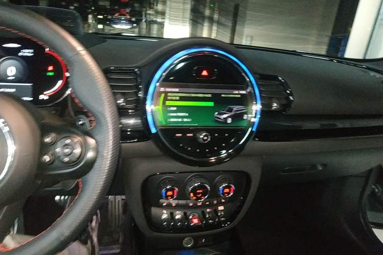 Used MINI JCW CLUBMAN 2021 2.0T JOHN COOPER WORKS ALL-IN Interior 2