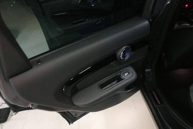 Used MINI JCW CLUBMAN 2021 2.0T JOHN COOPER WORKS ALL-IN Interior 8