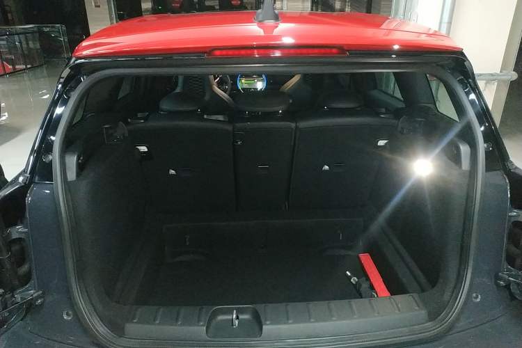 Used MINI JCW CLUBMAN 2021 2.0T JOHN COOPER WORKS ALL-IN Trunk