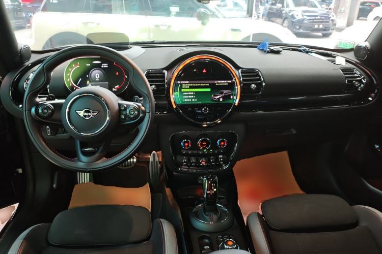 Used MINI JCW CLUBMAN 2021 2.0T JOHN COOPER WORKS ALL-IN Center Console