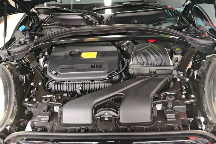 Used MINI JCW CLUBMAN 2021 2.0T JOHN COOPER WORKS ALL-IN Engine Bay