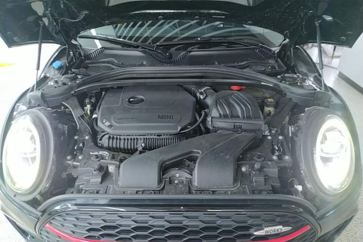Used MINI JCW CLUBMAN 2021 2.0T JOHN COOPER WORKS ALL-IN Engine Bay