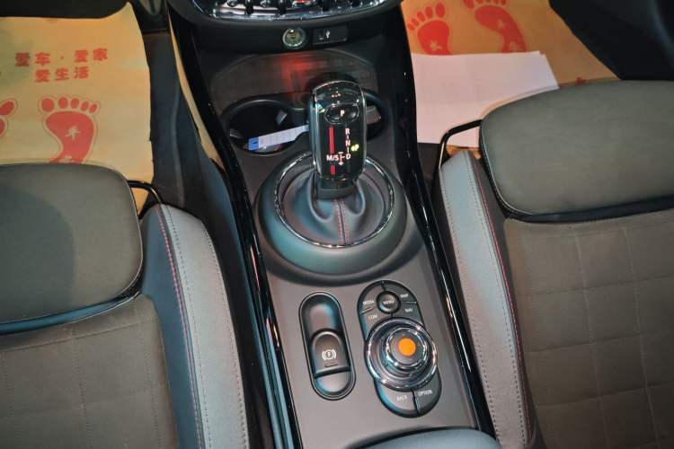 Used MINI JCW CLUBMAN 2021 2.0T JOHN COOPER WORKS ALL-IN Gear Lever