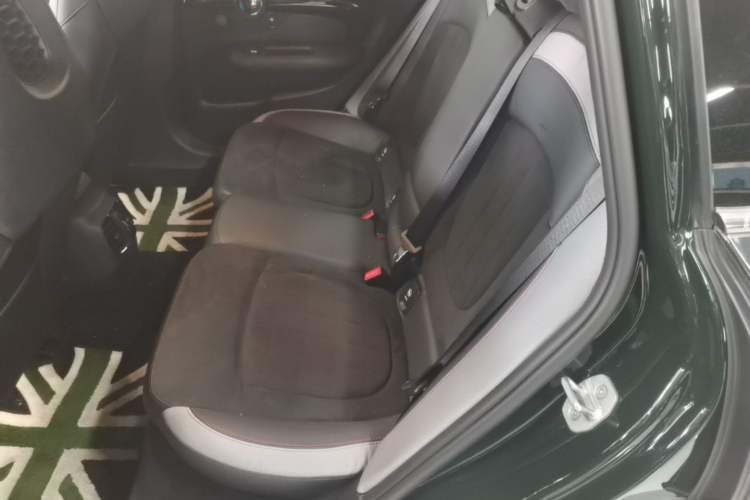 Used MINI JCW CLUBMAN 2021 2.0T JOHN COOPER WORKS ALL-IN Left Rear Seat
