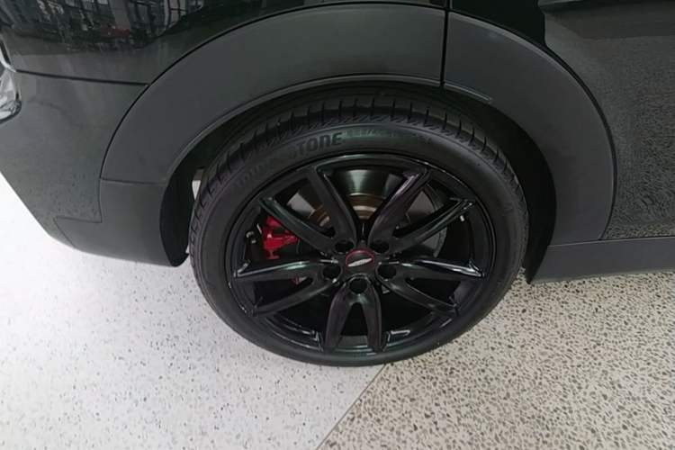 Used MINI JCW CLUBMAN 2021 2.0T JOHN COOPER WORKS ALL-IN Right Rear Wheel Hub