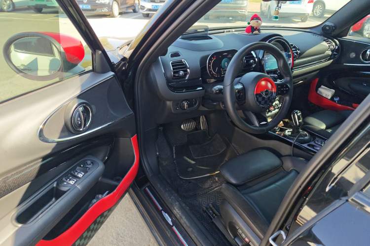 Used MINI JCW CLUBMAN 2022 Refresh 2.0T JOHN COOPER WORKS ALL-IN Driver Seat