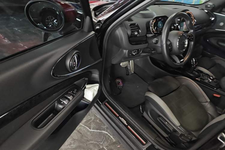 Used MINI JCW CLUBMAN 2022 2.0T JOHN COOPER WORKS ALL-IN Driver Seat