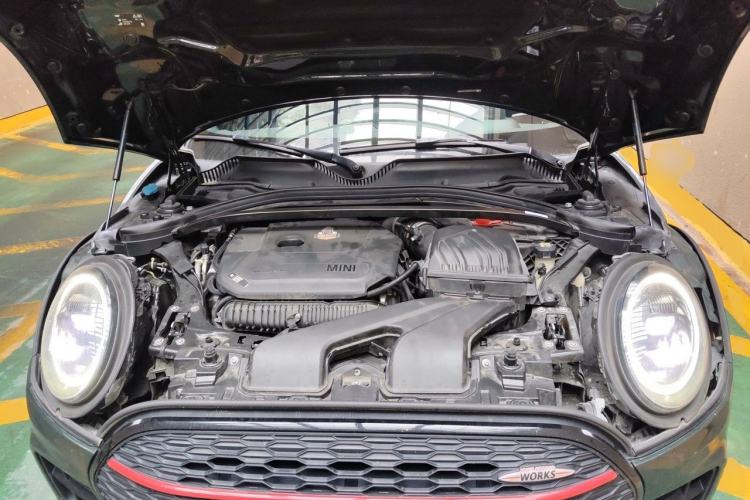 Used MINI JCW CLUBMAN 2022 2.0T JOHN COOPER WORKS ALL-IN Engine Bay