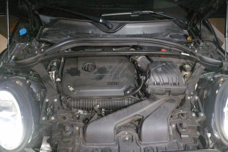 Used MINI JCW CLUBMAN 2022 2.0T JOHN COOPER WORKS ALL-IN Engine Bay