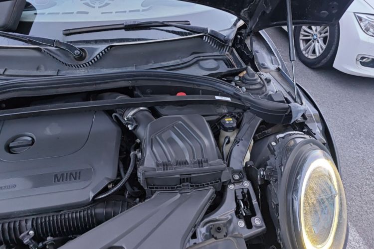 Used MINI JCW CLUBMAN 2022 2.0T JOHN COOPER WORKS ALL-IN Engine Bay Left