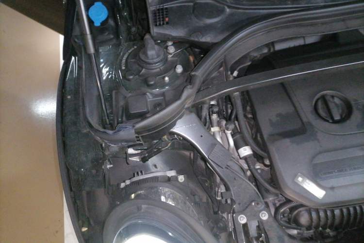 Used MINI JCW CLUBMAN 2022 2.0T JOHN COOPER WORKS ALL-IN Engine Bay Right
