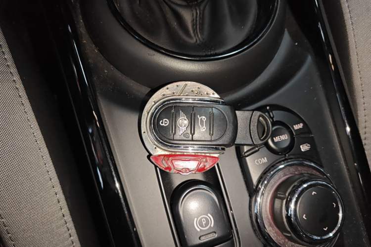 Used MINI JCW CLUBMAN 2022 2.0T JOHN COOPER WORKS ALL-IN Interior 1