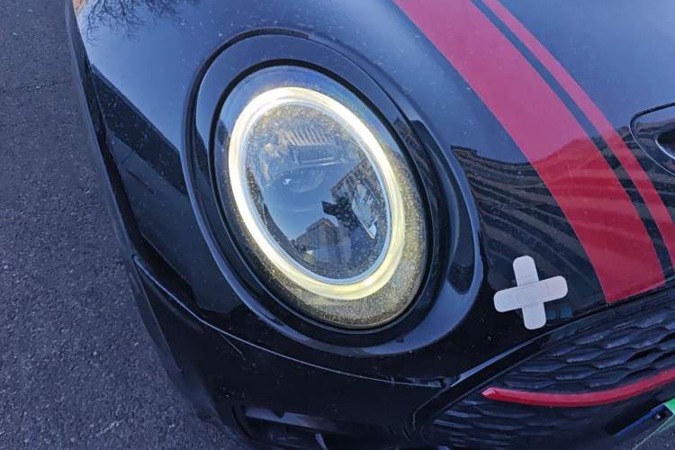 Used MINI JCW CLUBMAN 2022 2.0T JOHN COOPER WORKS ALL-IN Right Front Headlight