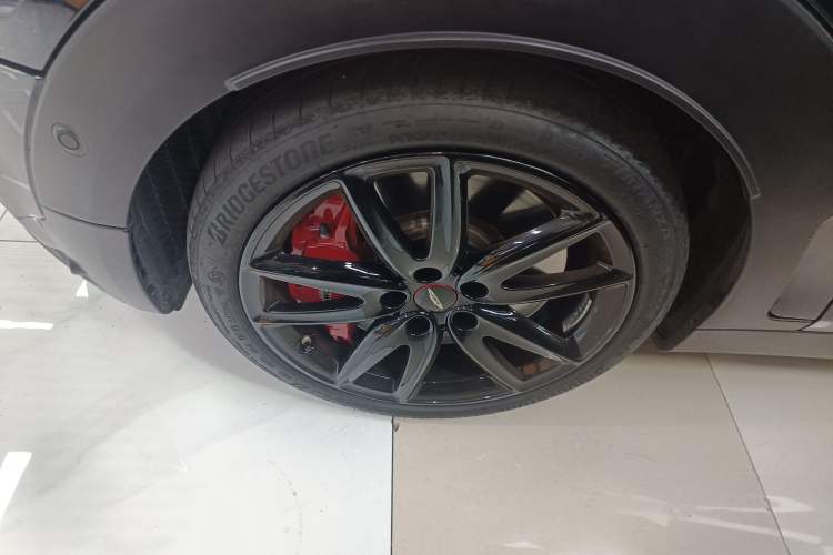 Used MINI JCW CLUBMAN 2022 2.0T JOHN COOPER WORKS ALL-IN Left Front Wheel Hub