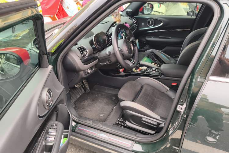 Used MINI JCW CLUBMAN 2022 Refresh 2.0T JOHN COOPER WORKS ALL-IN Driver Seat