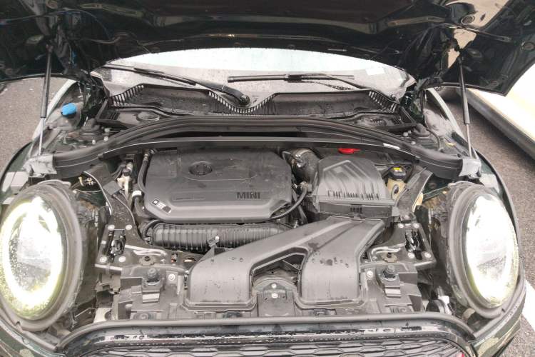 Used MINI JCW CLUBMAN 2022 2.0T JOHN COOPER WORKS ALL-IN Engine Bay