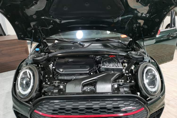 Used MINI JCW CLUBMAN 2022 2.0T JOHN COOPER WORKS ALL-IN Engine Bay