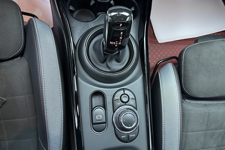 Used MINI JCW CLUBMAN 2022 2.0T JOHN COOPER WORKS ALL-IN Gear Lever