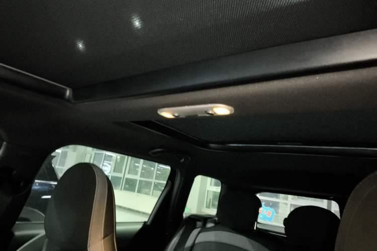 Used MINI JCW CLUBMAN 2022 2.0T JOHN COOPER WORKS ALL-IN Headliner