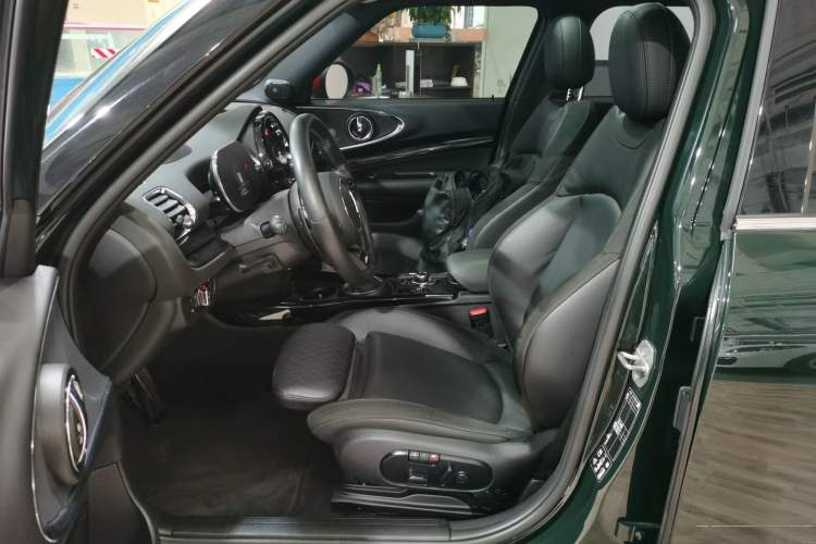 Used MINI JCW CLUBMAN 2022 2.0T JOHN COOPER WORKS ALL-IN Left Front Seat