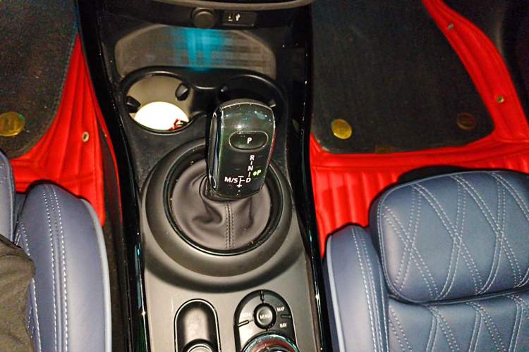 Used MINI JCW CLUBMAN 2023 2.0T JOHN COOPER WORKS ALL-IN Gear Lever