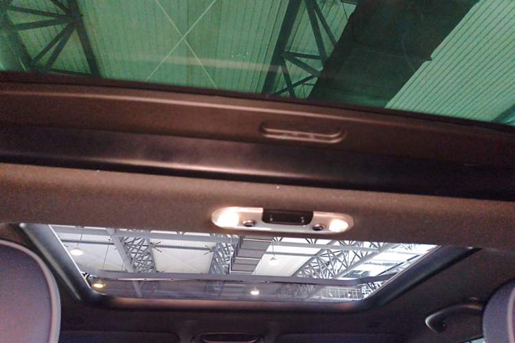 Used MINI JCW CLUBMAN 2023 2.0T JOHN COOPER WORKS ALL-IN Headliner