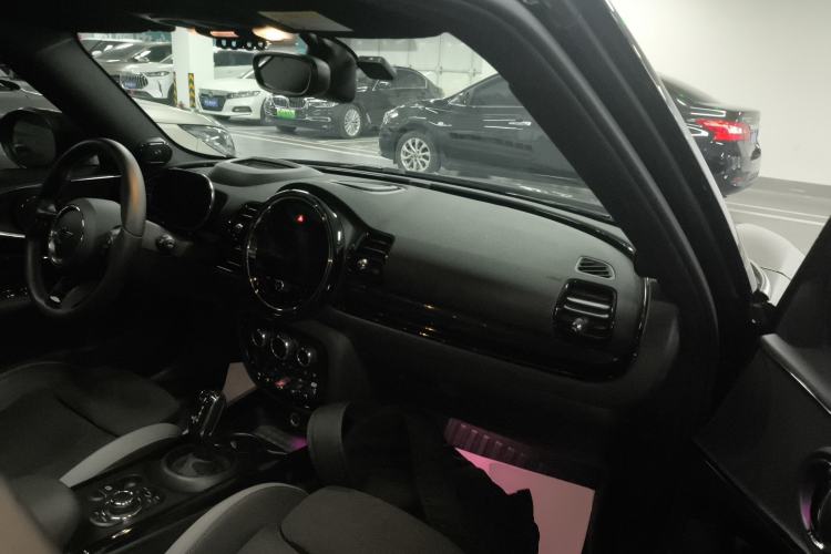 Used MINI JCW CLUBMAN 2023 2.0T JOHN COOPER WORKS ALL-IN Interior 2
