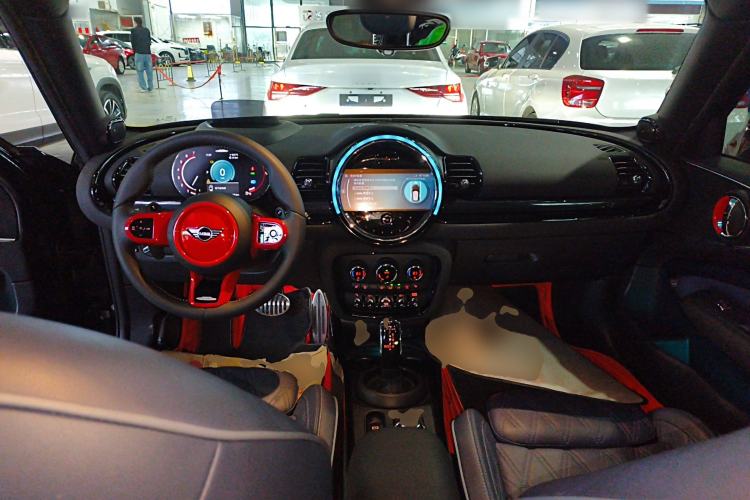 Used MINI JCW CLUBMAN 2023 2.0T JOHN COOPER WORKS ALL-IN Interior 2