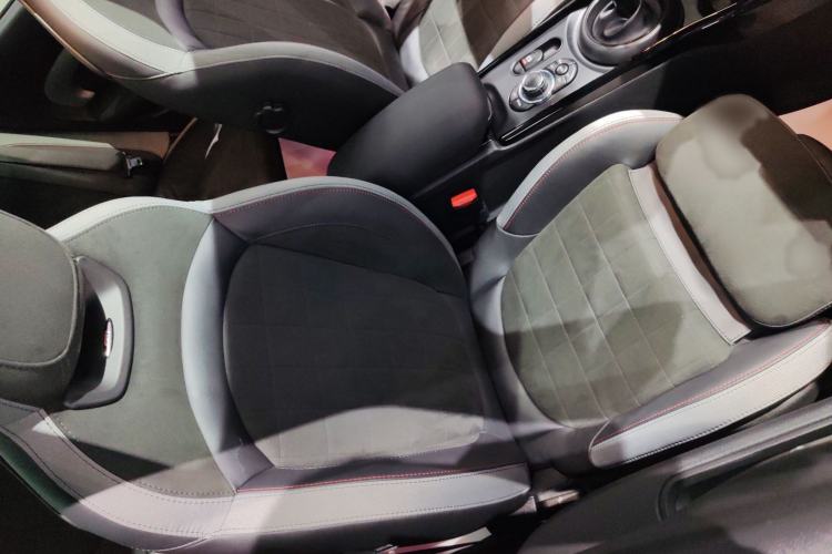 Used MINI JCW CLUBMAN 2023 2.0T JOHN COOPER WORKS ALL-IN Right Front Seat