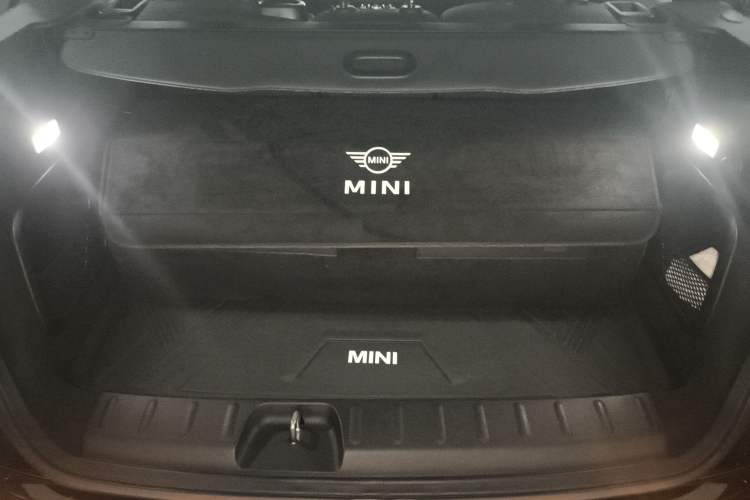 Used MINI JCW CLUBMAN 2023 2.0T JOHN COOPER WORKS ALL-IN Trunk