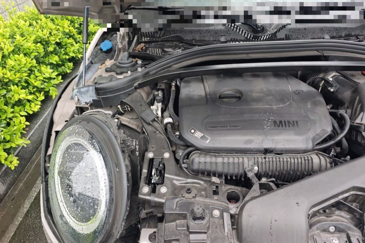 Used MINI JCW CLUBMAN 2023 2.0T JOHN COOPER WORKS ALL-IN Engine Bay Right