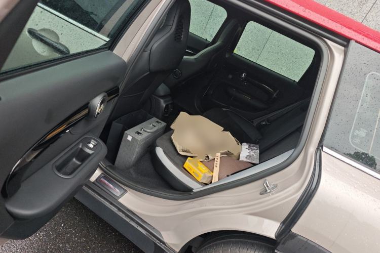 Used MINI JCW CLUBMAN 2023 2.0T JOHN COOPER WORKS ALL-IN Left Rear Seat