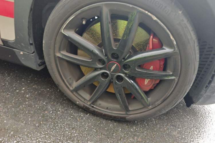 Used MINI JCW CLUBMAN 2023 2.0T JOHN COOPER WORKS ALL-IN Right Front Wheel Hub