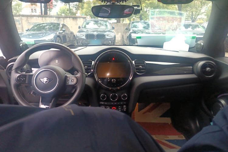 Used MINI JCW CLUBMAN 2023 Facelift 2.0T JOHN COOPER WORKS ALL-IN Center Console