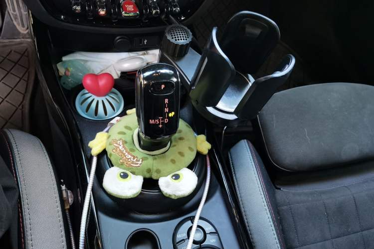 Used MINI JCW CLUBMAN 2023 2.0T JOHN COOPER WORKS ALL-IN Gear Lever