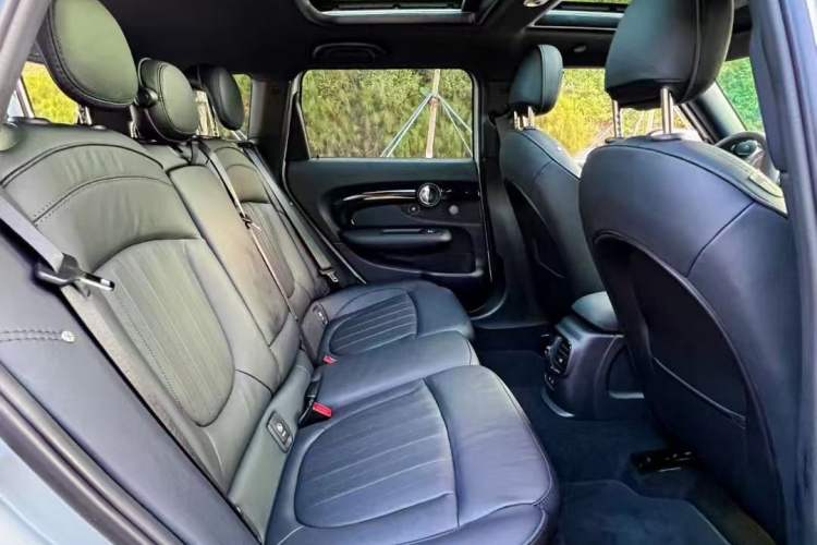 Used MINI JCW CLUBMAN 2023 Facelift 2.0T JOHN COOPER WORKS ALL-IN Interior 2