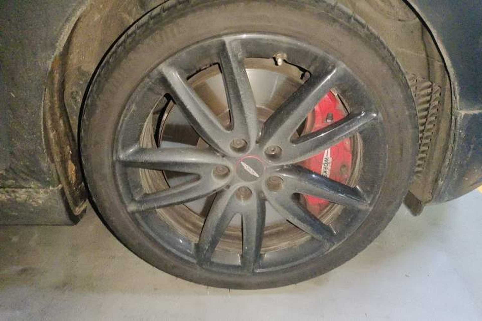 Used MINI JCW CLUBMAN 2023 Facelift 2.0T JOHN COOPER WORKS ALL-IN Right Front Wheel Hub