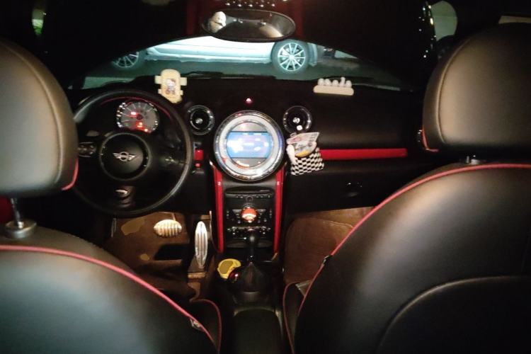 Used MINI JCW PACEMAN 2014 1.6T JOHN COOPER WORKS ALL4 Center Console