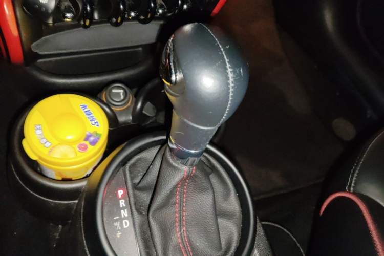 Used MINI JCW PACEMAN 2014 1.6T JOHN COOPER WORKS ALL4 Gear Lever
