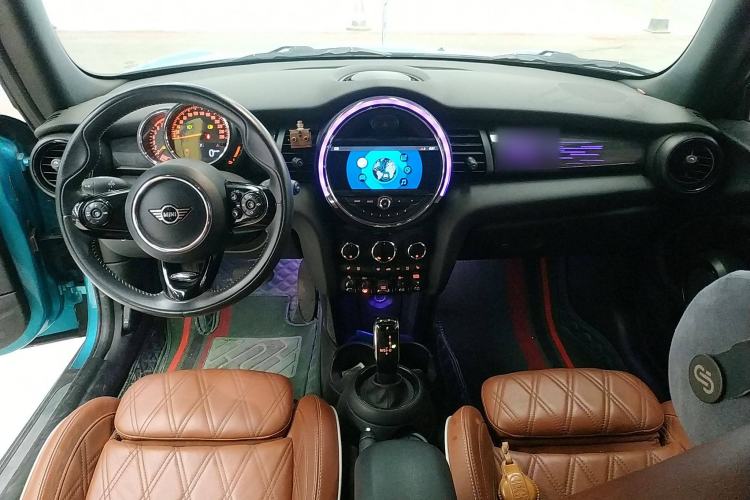 Used MINI 2018 1.5T COOPER CABRIO Artist Center Console