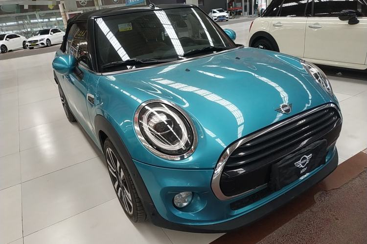 Used MINI 2018 1.5T COOPER CABRIO Artist Front Right 45 Deg